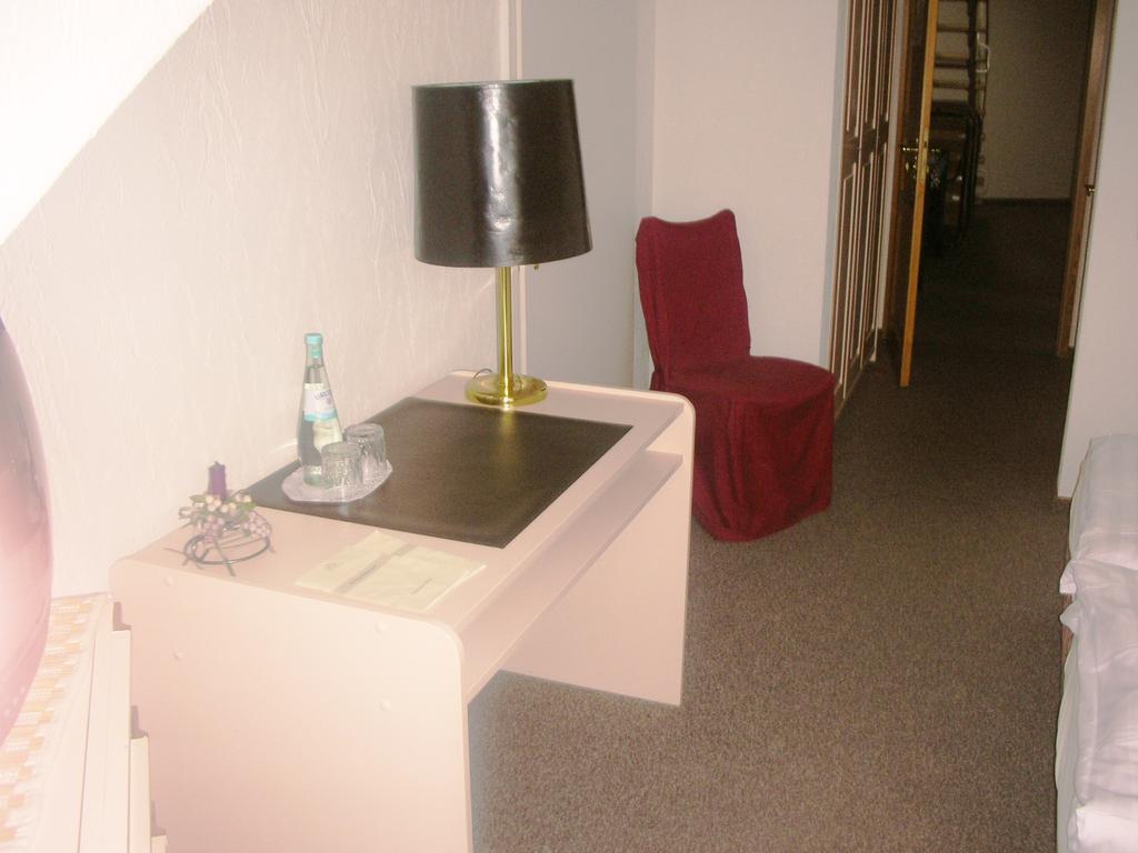 Heidehotel Hildfeld Winterberg Rom bilde